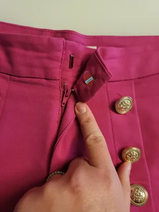 Pantaloncini donna fucsia bottoni dorati