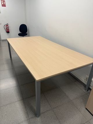 Cajonera de oficina, mesas ,muebles