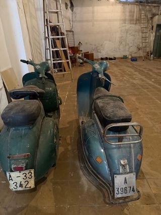 Vespas para restaurar Con papeles
