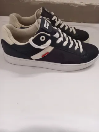 Zapatillas Levi's Negras Talla 41