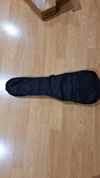 Ukelele Harley Benton UK-12 Blue