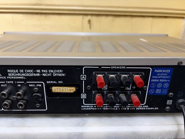 Amplificador Integrado Estéreo Nikko NA-500 II