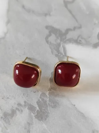 Orecchini quadrati oro e borgogna