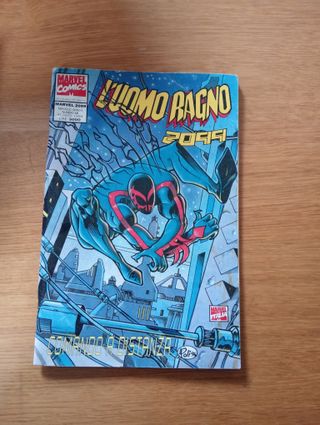 cómics en italiano. L ́uomo ragno 2099 (Spiderman)