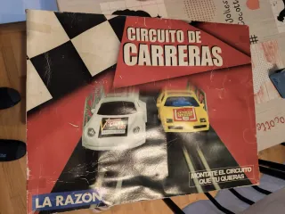 Escalextric con coches y mandos