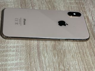 iPhone XS