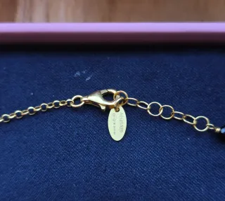 Collana con stelle e perline nere