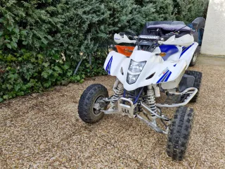 Suzuki LTZ 400 Quad