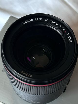 Canon EF 35mm f/1.4L II usm
