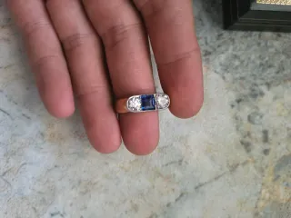 Anillo Oro 18k Zafiro y Diamantes