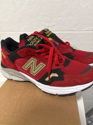 New Balance 920 Año del Buey Oro Rojo
