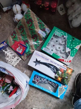 Set di decorazioni e figure per Natale