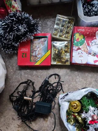 Set di decorazioni e figure per Natale