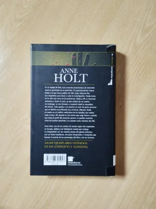 CREPUSCULO EN OSLO (Spanish Edition)