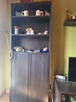 Mesa comedor + 6 sillas + Alacena + Mesa TV