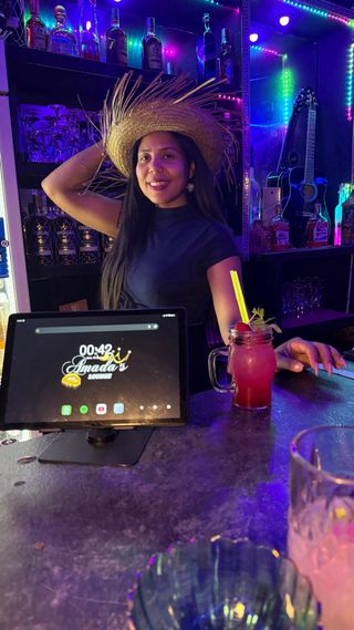 Se necesita personal