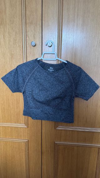 Conjunto deportivo sin usar Talla L