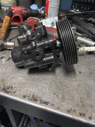 Bomba de direccion citroen xsantia