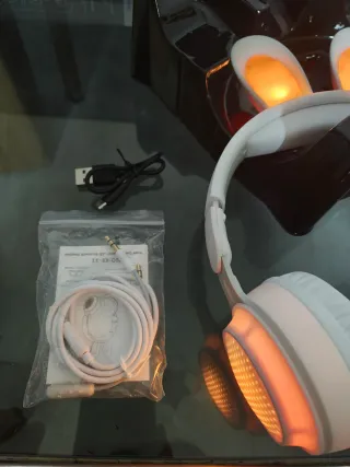Cascos Inalámbricos KE-11 Orejas Conejo