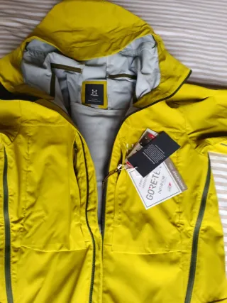 Chaqueta Haglofs Gore-Tex Infinium Amarilla .
