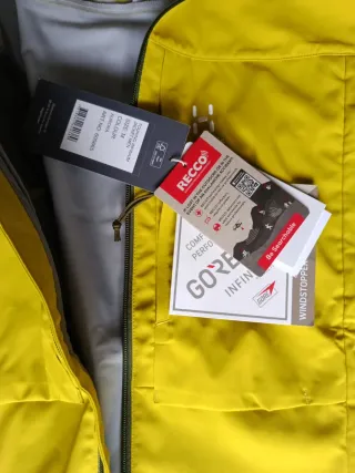 Chaqueta Haglofs Gore-Tex Infinium Amarilla .