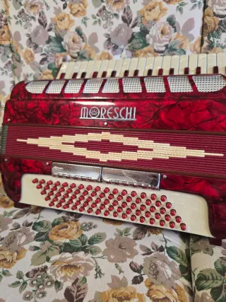 Fisarmonica Moreschi 80 Bassi 5 Registri
