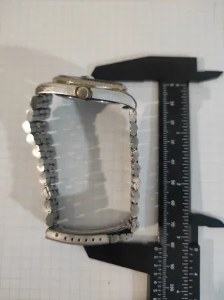 Reloj Royal Suizo Cuarzo Azul