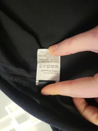 Maglia donna nera con dettagli in pizzo