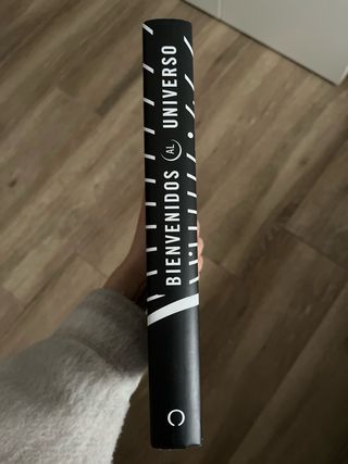 Libro Bienvenidos al universo
