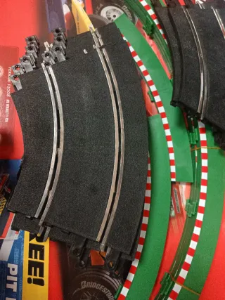 10 curvas y 10 bordes Scalextric 1/32