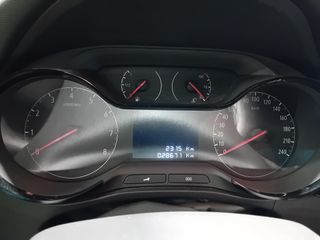 Opel Crossland X 2019