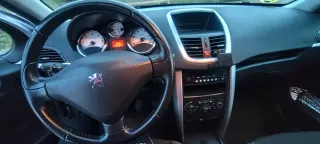 Peugeot 207 2011