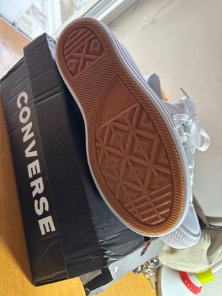 Converse blancas talla 40 nuevas