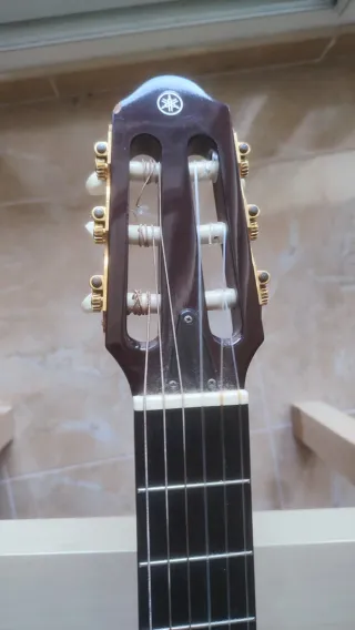 Guitarra Eléctrica Yamaha SLG200NW