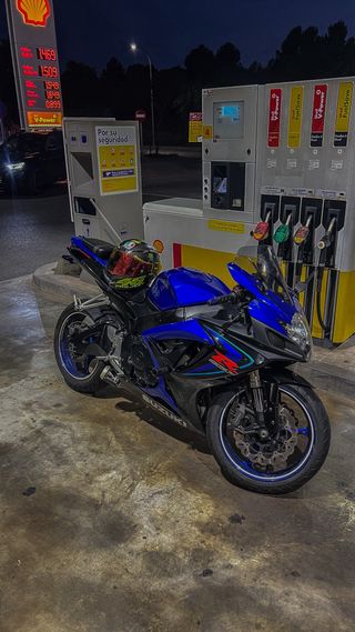 Suzuki GSXR 600 K6 A2