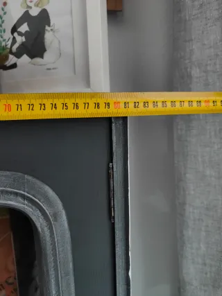 Mueble vitrina salón madera y cristal