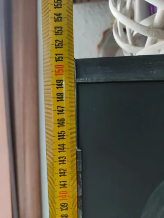 Mueble vitrina salón madera y cristal