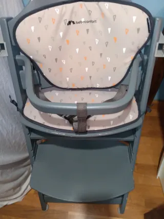 Trona Bebeconfort gris, altura variable