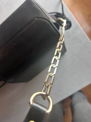 Bolso pequeño Zara negro