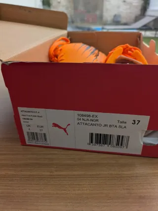 Botas fútbol sala Puma Attacanto Talla 37