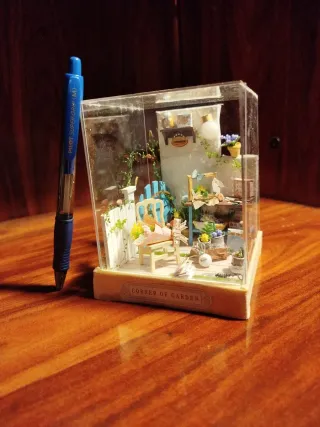 Casita miniatura maqueta Corner of Garden montada
