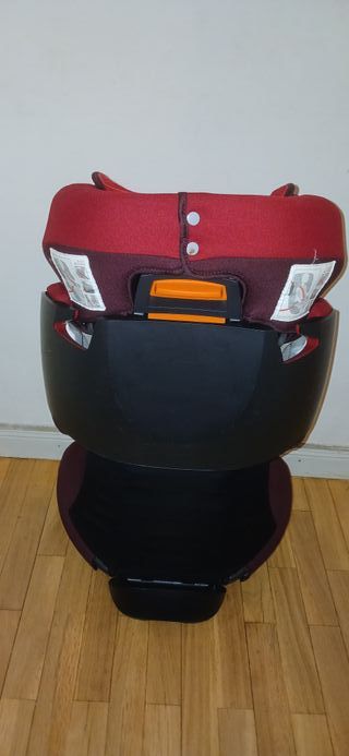 Silla de coche Cybex roja