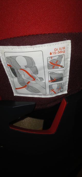 Silla de coche Cybex roja