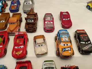 Coches Disney Pixar Metal Mattel  por unidad