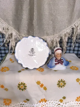 tetera de cerámica "Little Old Lady"