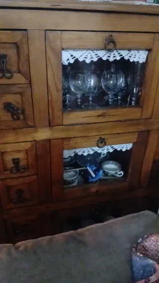 Mueble de madera estilo mexicano