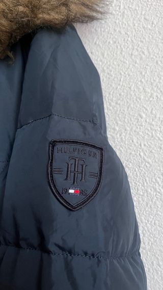 Abrigo de invierno TOMMY. Mujer S. SOLO ENVIOS