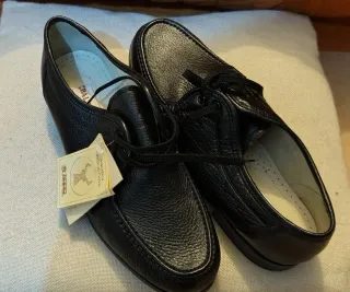 Scarpe uomo in pelle di cervo nere