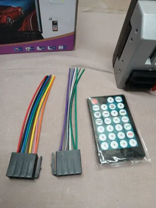 Stereo Auto con Display Europa Tek LM-7018B