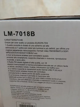 Stereo Auto con Display Europa Tek LM-7018B